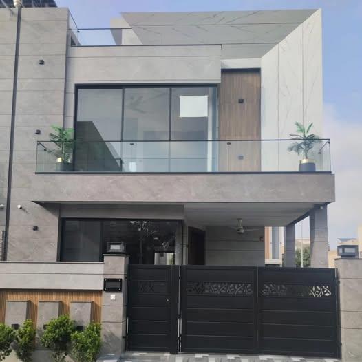 5 marla house for sale in lahore